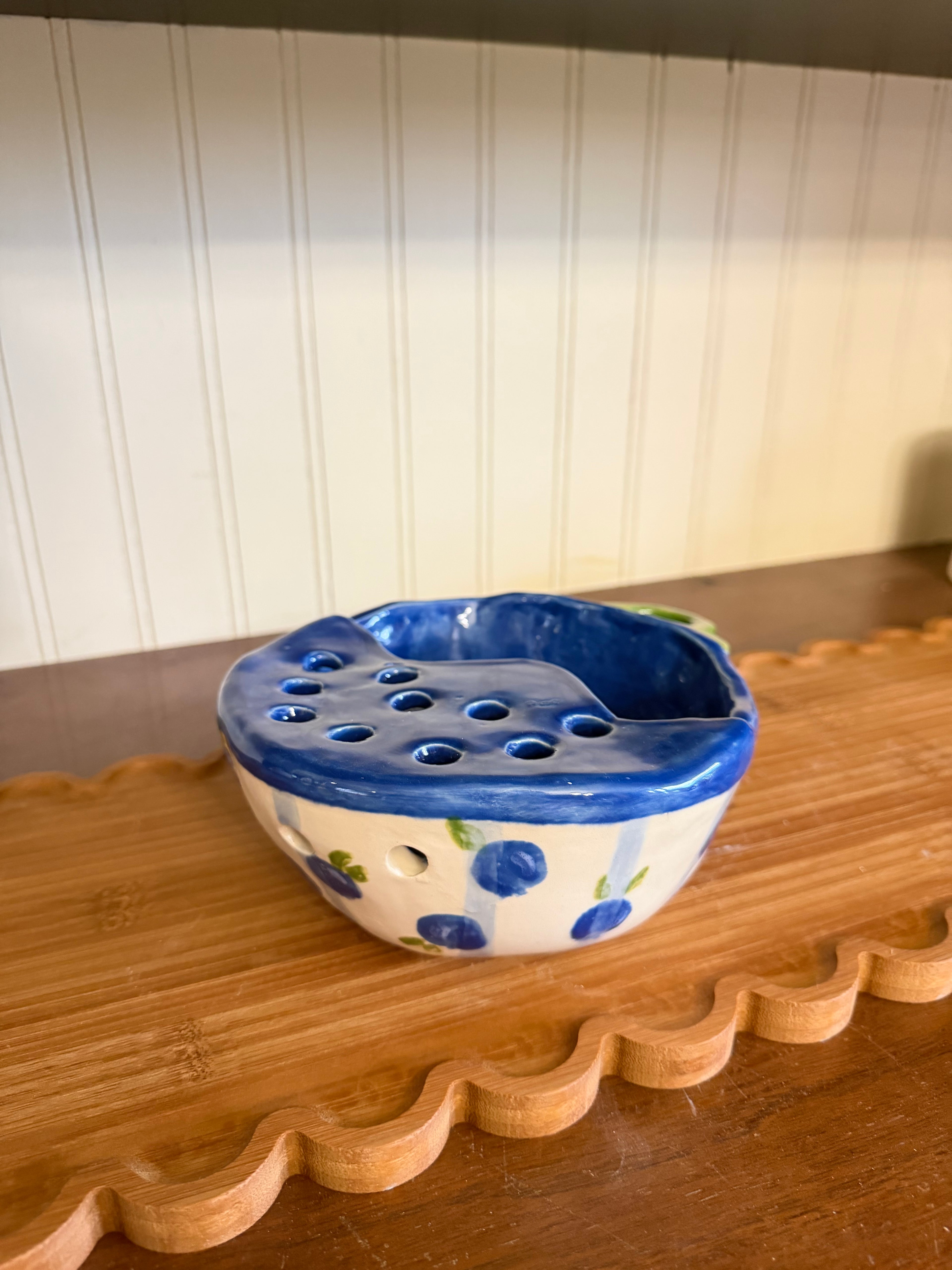 Blueberry Berry Strainer Bowl